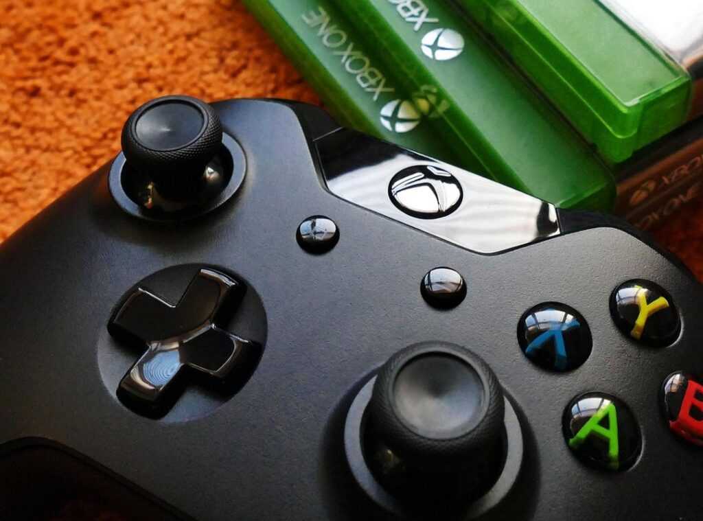 5G connectivity wireless gamepads