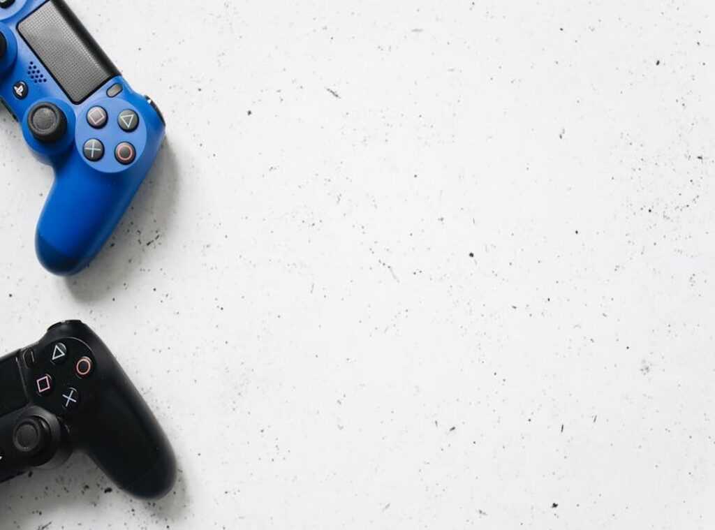 gamepads VR headsets